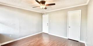 Three Bedroom Home with Spacious Bedrooms Gallery 15