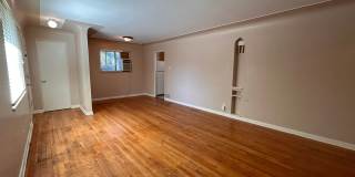 $0 DEPOSIT OPTION. CHARMING 2BED/1BATH DUPLEX NEAR SLOAN LAKE!! Gallery 7