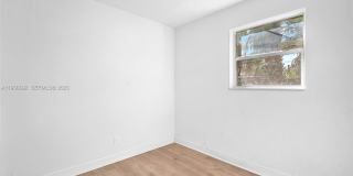 841 NW 15th Ter Gallery 13