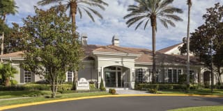 Lake's Edge Apartments Gallery 45