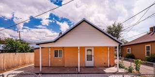 Cute 2 Bed Home walking distance to College and Downtown Gallery 1
