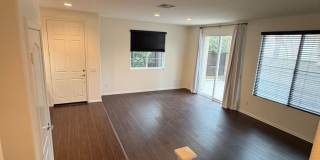 Luxury Townhome in Beautiful Belleza San Miguel Ranch! Gallery 9