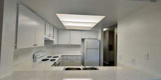 Summer Brook Apartments Gallery 27