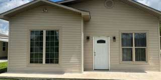 COMING SOON: BEAUTIFUL MODERN 2 BEDROOM / 1 BATHROOM WITH FENCED IN YARD CLOSE TO HOSPITALS IN JOPLIN MO!! Gallery 1
