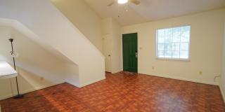 3 Bed / 2 Bath END Unit Townhome in Popular Westridge! Gallery 4
