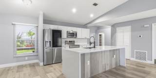 1717 SW Burlington Street Gallery 9