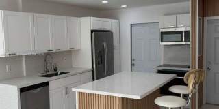 15201 NE 6th Ave Gallery 1