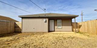 Cozy 3/2/1 in Northeast Lubbock Gallery 14