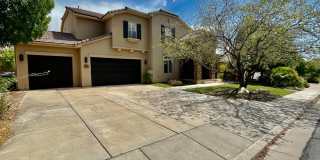 Beautiful Five Bedroom with Office in Desert Hills Gallery 1
