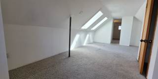 2 Bed 1 Bath Upperr unit apartment in a Duplex Gallery 13
