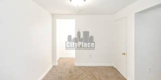 2103 Ringgold Avenue Gallery 15
