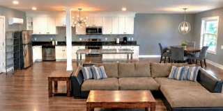 218 Woodley Court Gallery 1