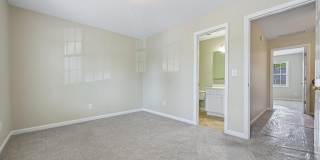 278 S Raleigh Street Gallery 24