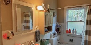 Large 2 Bed 1 Bath corner-lot home in Highland! Gallery 15