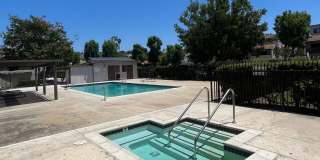 COMING SOON: BIG College Area Townhome 4 Bed / 2.5 Bath garage, AC, pool, W/D Gallery 20