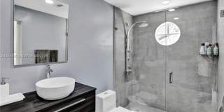 3135 Gifford Ln # 3135, Miami, FL 33133 Gallery 14