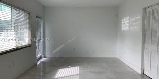 7207 Bay Dr Gallery 9