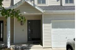 Beautiful Townhome in Excellent Draper Location! Gallery 1