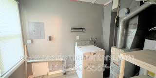 5657 N 58th St Gallery 5