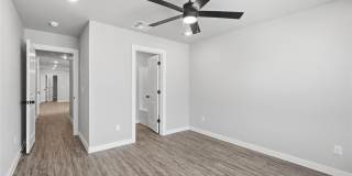 2892 Glennster Street Gallery 25