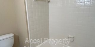 2405 Mimosa Street Gallery 27