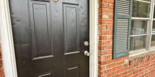 Downtown Apartment! Gallery 1