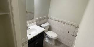 3 bd 1.5 ba Condo Gallery 13