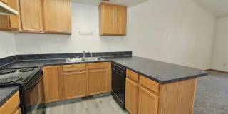 Single-Level Unit w/1-Car Garage Single-Level Unit w/1-Car Garage Gallery 8