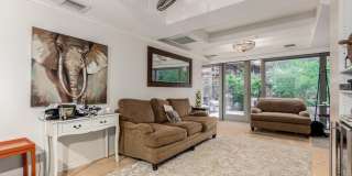 7137 E RANCHO VISTA Drive Gallery 1