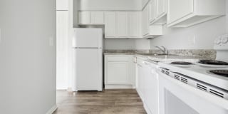 Fox Pointe Apartments Gallery 1