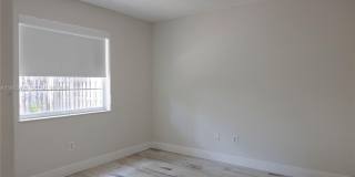 10121 NW 51st Ln Gallery 20