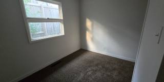 3 bed 1 bath W/ back yard bunker! Gallery 8
