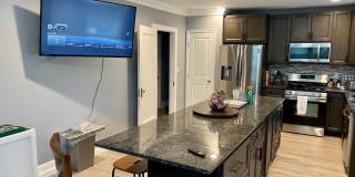 7250 Pershing Avenue - 1 Gallery 4