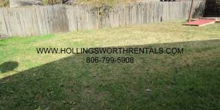 Large 3 bedroom 1.5 bath w/ 2 living areas, bonus room and Laundry room Gallery 16