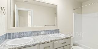 4923 North Glenrock Avenue Gallery 25