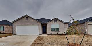 4 Bedroom 2 Bathroom 2 Car Garage Home with upgrades close to Broadway Extension, a short distance from Edmond and easy access to Downtown OKC 4 Bedroom 2 Bathroom 2 Car Garage Home with upgrades close to Broadway Extension, a short distance from Edmond and easy access to Downtown OKC Gallery 1