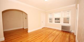 Nicely renovated studio in Cleveland Circle! Gallery 7