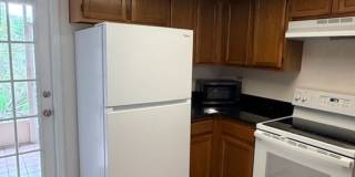 2 BR/3BA | Newly Renovated Single Family Home | Community Pool | Private back porch! Gallery 6