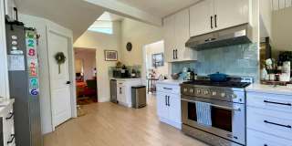 Gorgeous Mid century Modern home in San Carlos Gallery 24