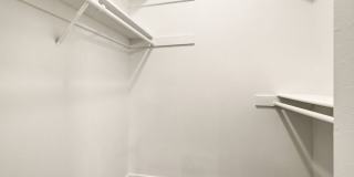 The Reserve at Warner Center Gallery 31