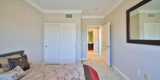 Beautiful 3 Bed/ 2.5 Baths Condo Gallery 11