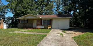 2 bedroom with 1 Bath and Enclosed Carport Home in Cleveland County, NC Gallery 1
