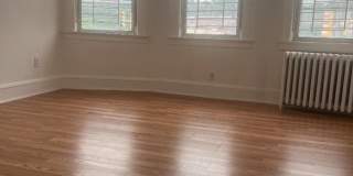 673 Clifton Ave Gallery 4
