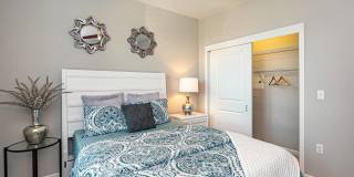 Album Quail Springs - 55+ Senior Living Community Gallery 24