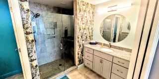 Annual Turnkey 3/3 penthouse on waterfront in Osprey Gallery 16