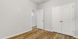 505 Linden Gallery 29