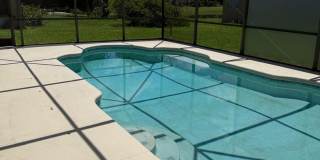 5 bedroom, 3.5 bath Pool Home Gallery 39