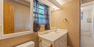 476 N Oliver Avenue Gallery 23