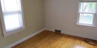 616 1/2 Ripley Avenue Gallery 6
