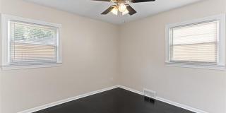 1653 London Avenue Gallery 17